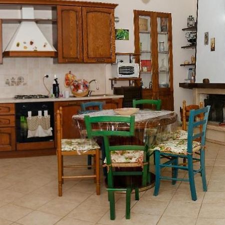 פיסטיצ'י La Villa Di Campagna מראה חיצוני תמונה